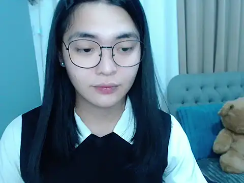 Snapshot of zhaviahale21 chatting on October 14, 6:16 am zhaviahale21 online show from October 14, 6:16 am