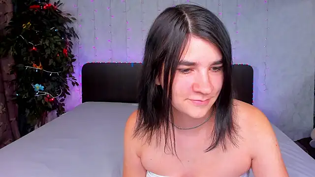 Snapshot of _Polly_Love_ chatting on September 17, 6:22 am Polly Love online show from September 17, 6:22 am