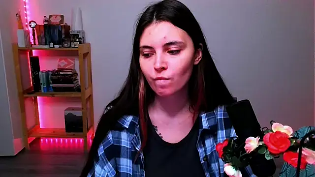 Snapshot of peaachybabe__ chatting on October 9, 4:44 pm peaachybabe online show from October 9, 4:44 pm