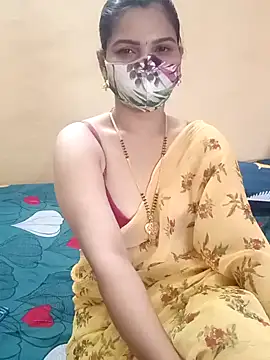 Snapshot of yourtamilcouple chatting on December 2, 7:10 am yourtamilcouple online show from December 2, 7:10 am