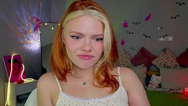 Red  Candy online show from October 29, 2:53 pm