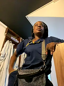 Snapshot of BrianaBrownn chatting on October 6, 11:38 am BrianaBrownn online show from October 6, 11:38 am