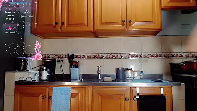 femboykeene online show from October 3, 10:48 pm