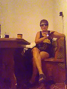 Snapshot of Ely_Elenita chatting on September 29, 8:36 pm Ely Elenita online show from September 29, 8:36 pm
