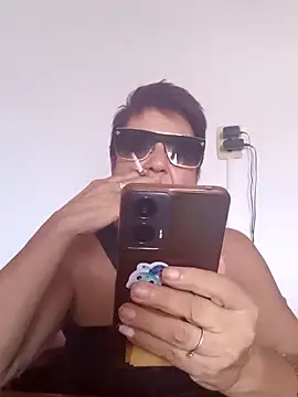 Snapshot of Ely_Elenita chatting on September 11, 6:58 am Ely Elenita online show from September 11, 6:58 am