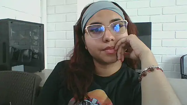 Miapeyton online show from October 3, 4:23 pm