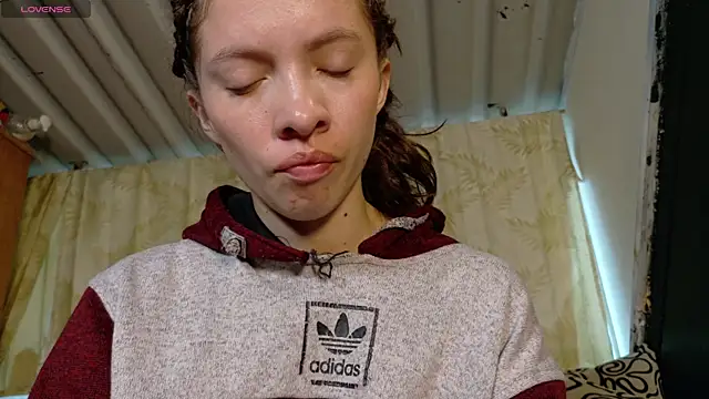 sweetdam12 online show from December 1, 8:55 pm