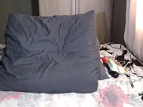 WetwetPussy31 online show from July 18, 11:13 am