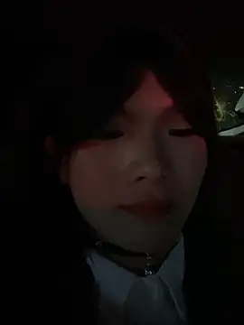 Snapshot of AwakeSubtitle chatting on September 19, 1:21 pm AwakeSubtitle online show from September 19, 1:21 pm