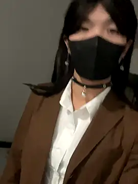 Snapshot of AwakeSubtitle chatting on October 4, 10:43 am AwakeSubtitle online show from October 4, 10:43 am