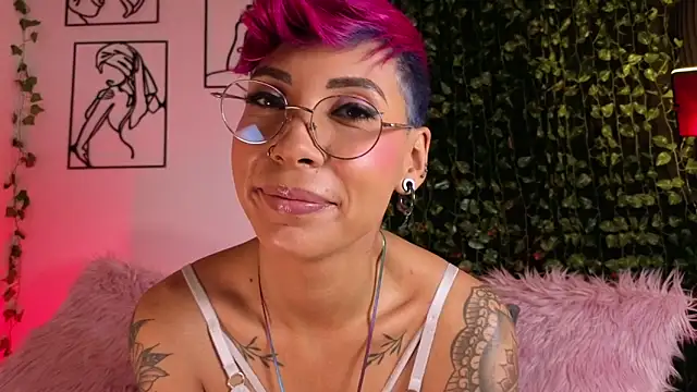 MiaMorgan  online show from October 14, 2:08 pm