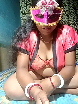 Snapshot of AparnaBoudi chatting on October 29, 6:10 pm AparnaBoudi online show from October 29, 6:10 pm