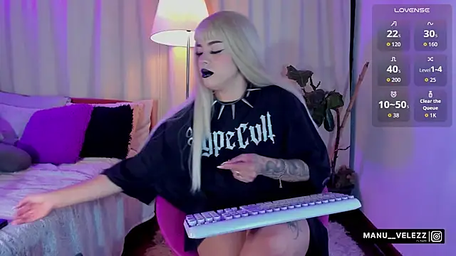 Manu Velez online show from December 16, 6:19 am