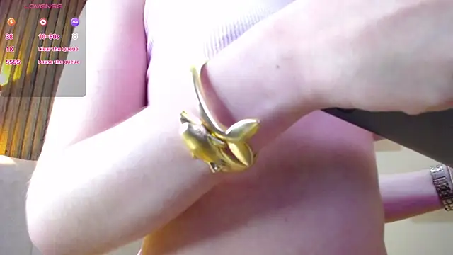 Snapshot of ashlye_hill chatting on October 14, 4:15 am ashlye hill online show from October 14, 4:15 am