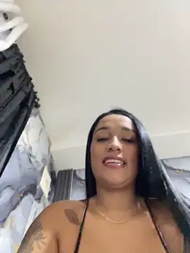 KatalinnaBrown online show from February 3, 11:37 am