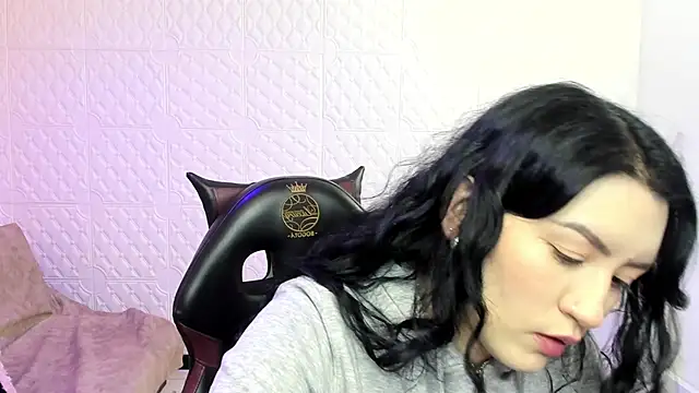 Snapshot of Violetaa_diazz chatting on September 15, 9:11 pm Violetaa diazz online show from September 15, 9:11 pm