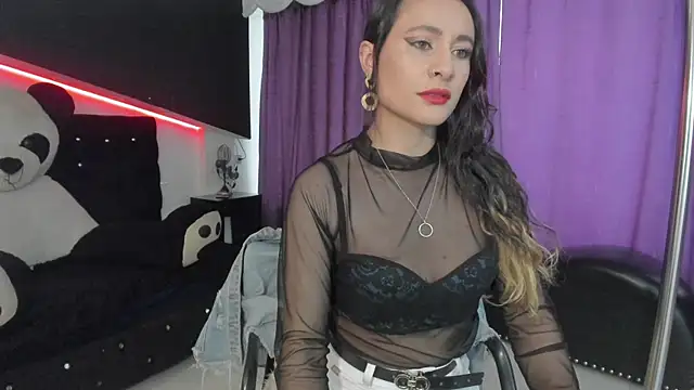 Coral Gibson online show from September 18, 1:42 pm