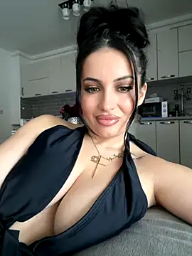 Snapshot of melissablack chatting on October 20, 11:02 am melissablack online show from October 20, 11:02 am