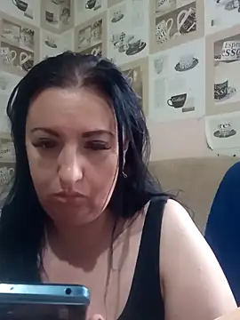 Snapshot of Veronica-Celie chatting on October 9, 12:31 pm Veronica-Celie online show from October 9, 12:31 pm