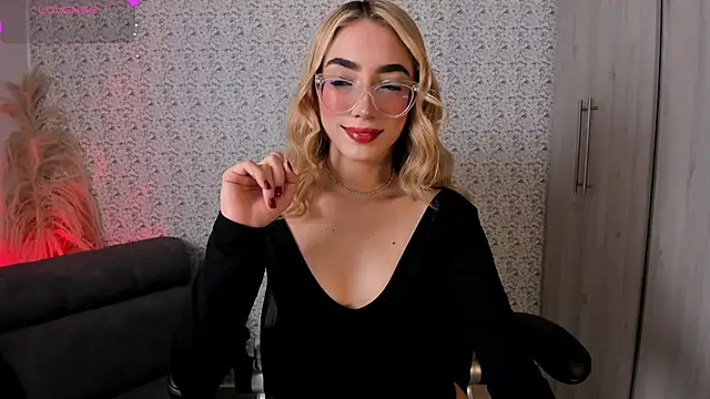 Sarajonnes online show from March 27, 10:49 am