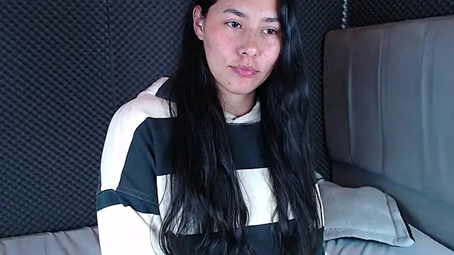  joy yva online show from December 15, 11:10 pm