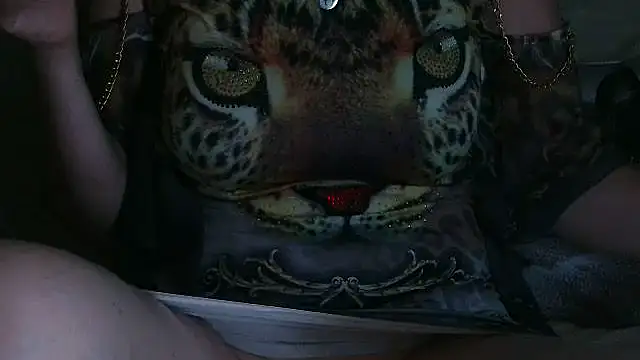 VeneRed online show from September 25, 5:33 pm