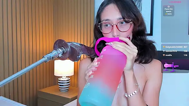 doll bella  online show from October 11, 8:33 pm