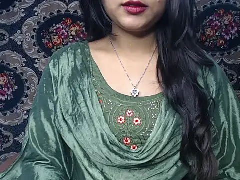 Wish Queen online show from February 15, 1:54 pm