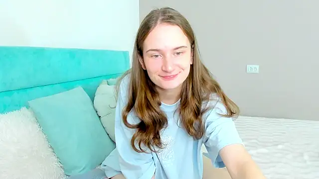 Snapshot of L1ittle_kitty_ chatting on September 28, 5:36 am L1ittle kitty online show from September 28, 5:36 am