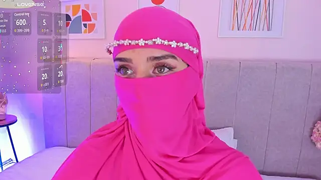 Snapshot of rawiya chatting on September 18, 12:15 pm rawiya online show from September 18, 12:15 pm