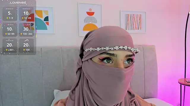 Snapshot of rawiya chatting on October 8, 12:09 pm rawiya online show from October 8, 12:09 pm