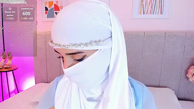Snapshot of rawiya chatting on September 15, 12:02 pm rawiya online show from September 15, 12:02 pm