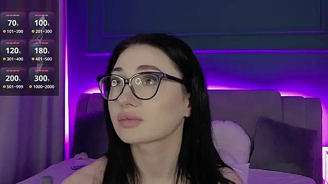 AllisonSky online show from March 11, 4:09 pm