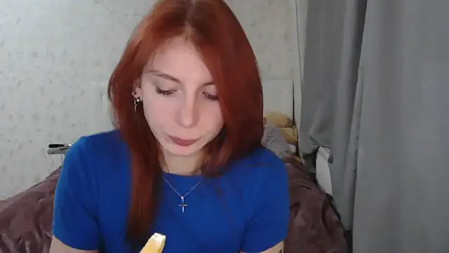 Snapshot of KateBunny chatting on October 13, 4:31 pm KateBunny online show from October 13, 4:31 pm