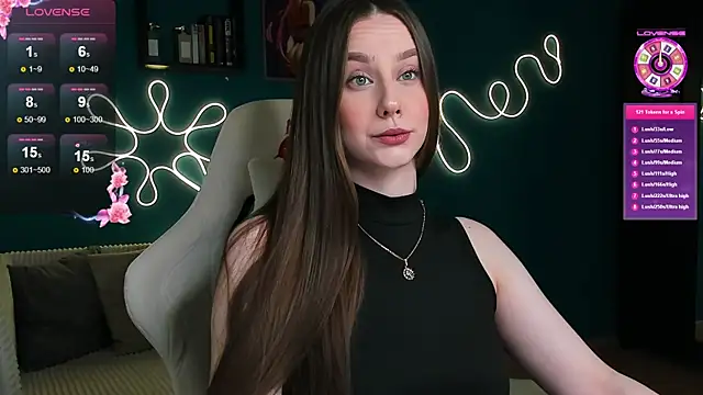 Snapshot of katie_taylorr chatting on October 17, 10:13 pm katie taylorr online show from October 17, 10:13 pm