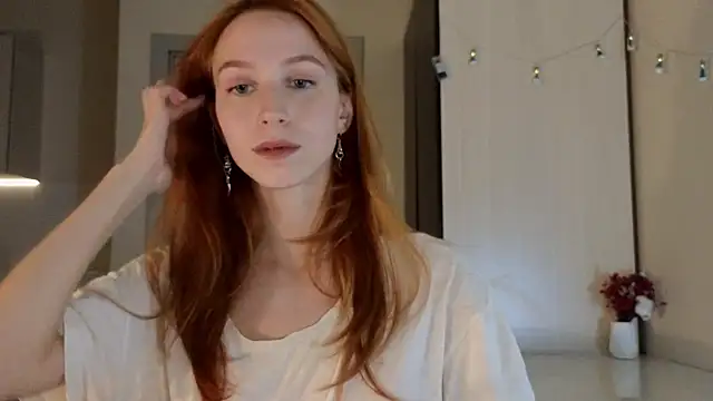 Mary Av online show from October 22, 8:58 pm