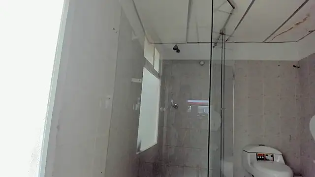 Milanxht online show from November 21, 8:55 pm