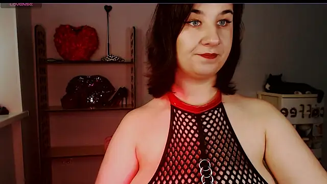 Goddess Sophie online show from September 14, 7:39 am