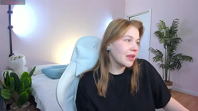 Colleen Blake online show from February 27, 5:02 pm