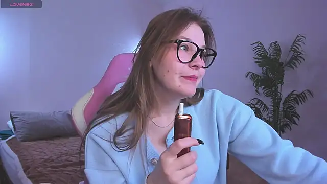 Colleen Blake online show from November 6, 5:19 pm