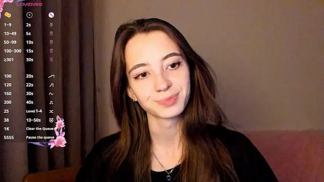 Snapshot of EvaBradley chatting on October 16, 6:43 pm EvaBradley online show from October 16, 6:43 pm