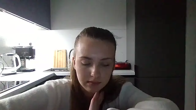 Snapshot of Sweety_Nika chatting on October 11, 10:01 pm Sweety Nika online show from October 11, 10:01 pm