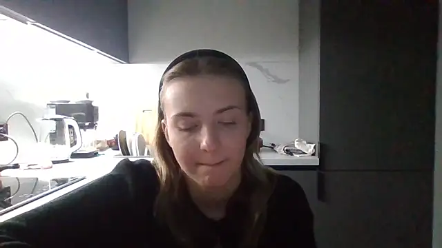 Snapshot of Sweety_Nika chatting on September 28, 7:41 pm Sweety Nika online show from September 28, 7:41 pm