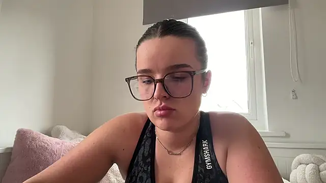 maisiesmithx online show from July 24, 5:55 pm