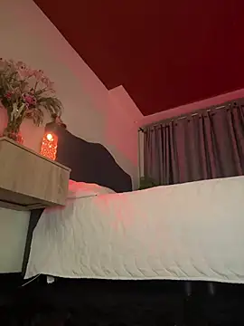 sue   0 online show from March 27, 4:47 am