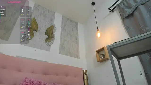 Snapshot of zhamira_21 chatting on September 25, 10:18 pm zhamira 21 online show from September 25, 10:18 pm
