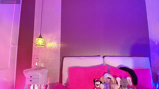 DannaDooll99 online show from May 22, 12:36 pm