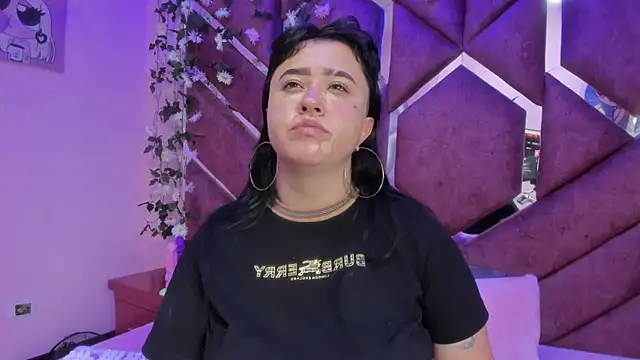 Victoria Rossy online show from January 31, 9:35 pm