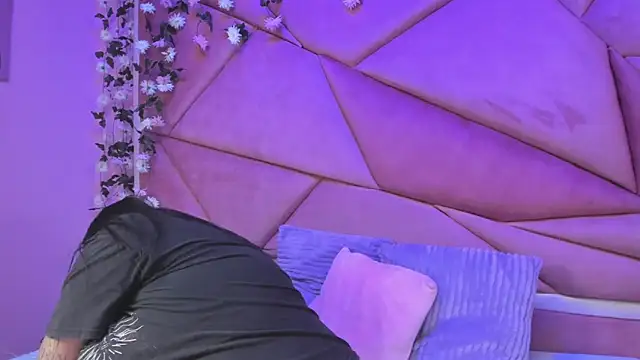 Victoria Rossy online show from November 9, 8:27 pm