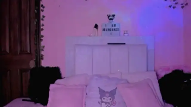 gabyye capprins online show from November 7, 12:27 am